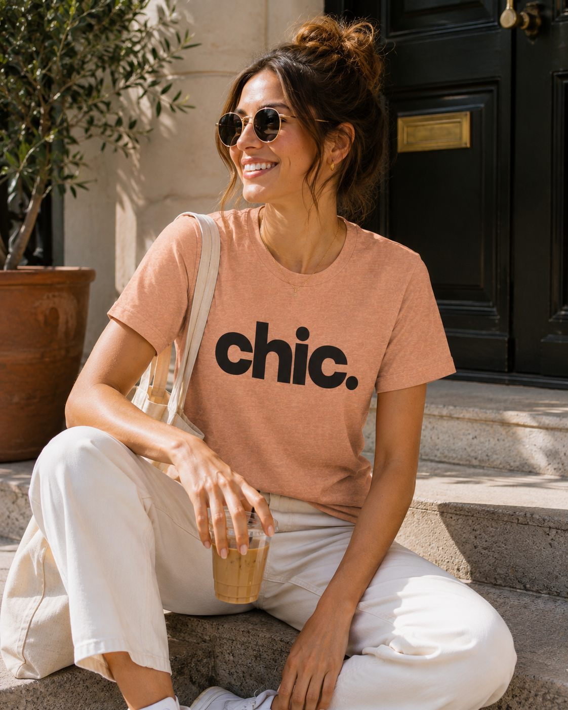 Chic. Graphic Tee — Minimalist Fashion Top